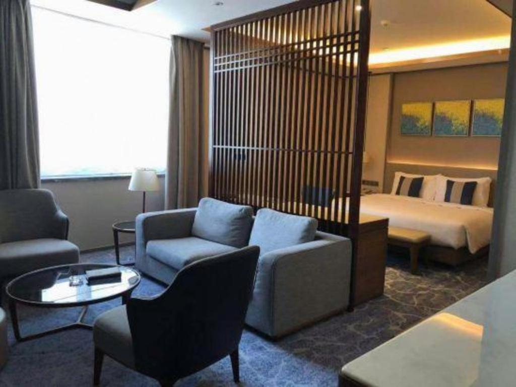 Rosedale Hotel Taicang Bagian luar foto