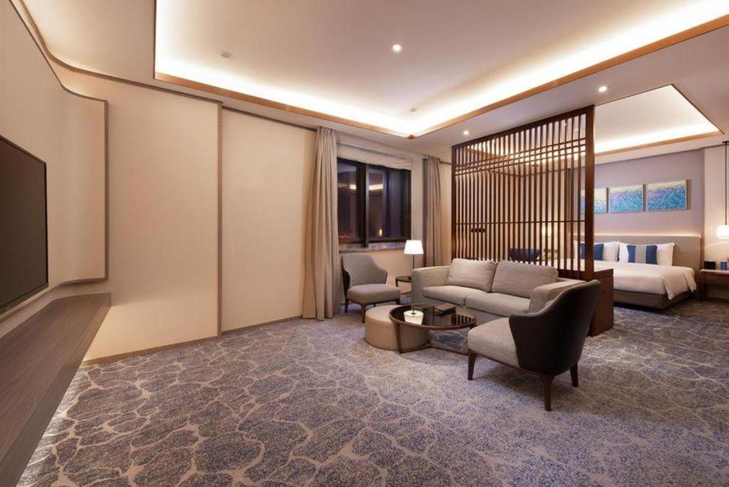 Rosedale Hotel Taicang Bagian luar foto